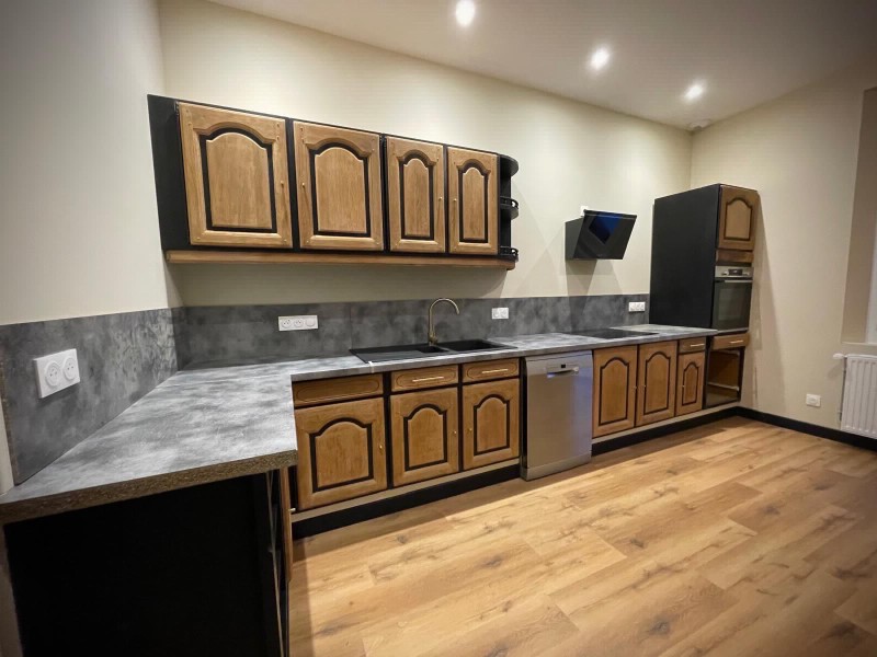 Relooking d'une ancienne cuisine, sablage, peinture près de Dieppe en Seine-Maritime